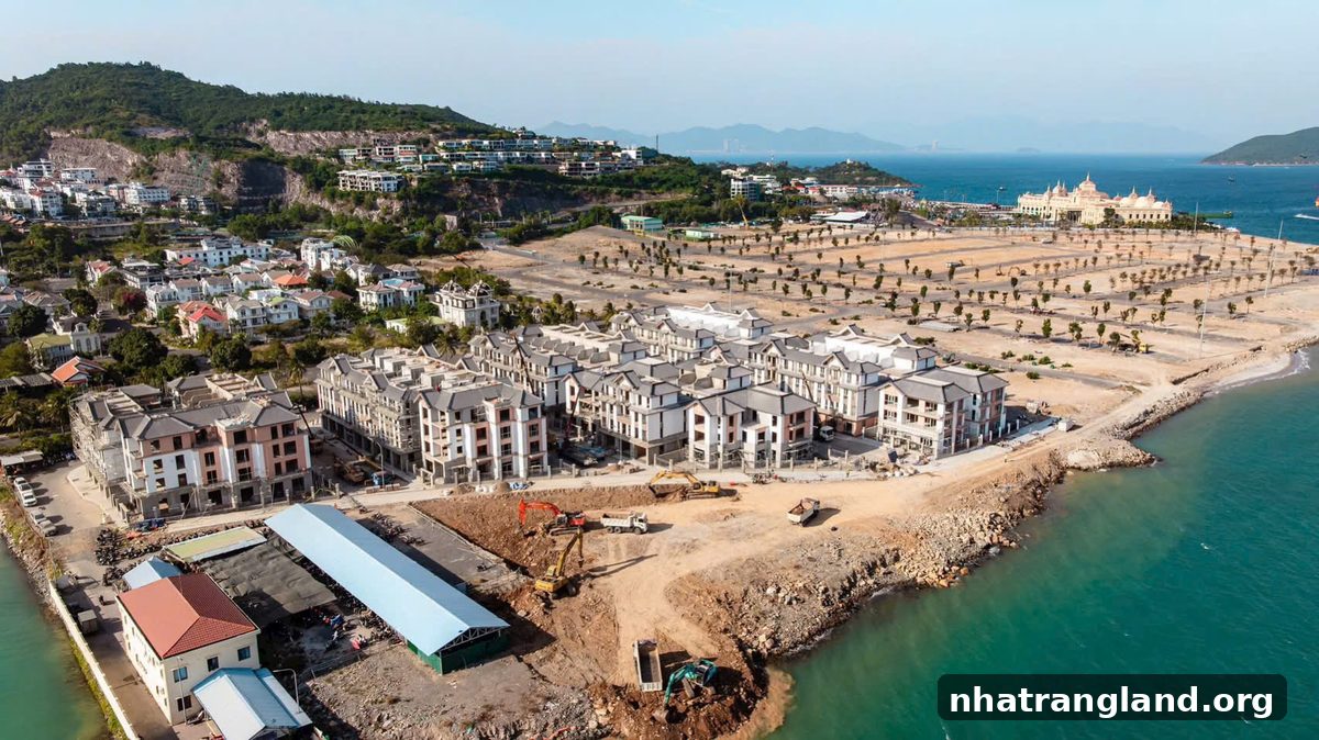 Tiến độ xây dựng nhà phố ven biển Vinhomes Pearl Bay