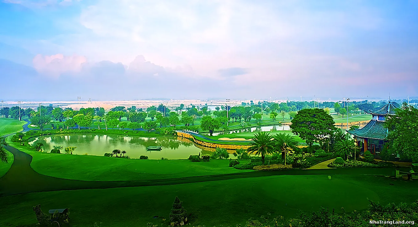 Sân golf Long Thành panorama hồ nước pavilion