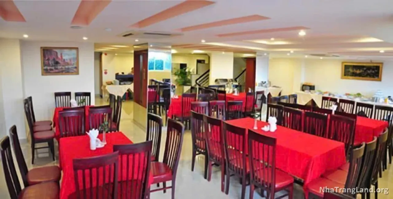 Bán khách sạn 14 tầng, 70 phòng mặt biển Trần Phú, giá 235 tỷ — ảnh 2