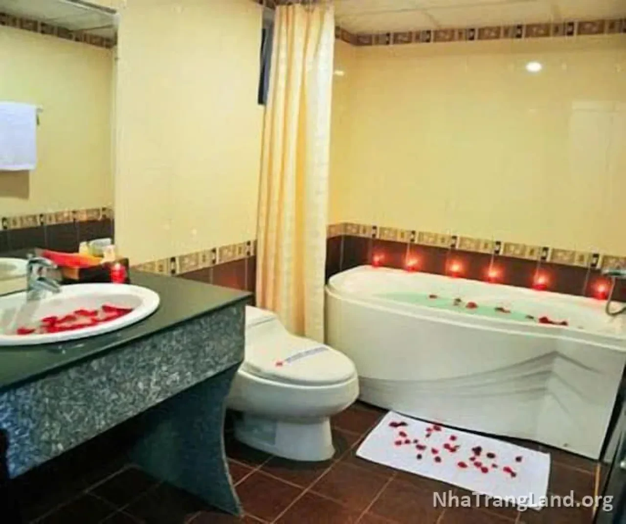 Bán khách sạn 14 tầng, 70 phòng mặt biển Trần Phú, giá 235 tỷ — ảnh 4