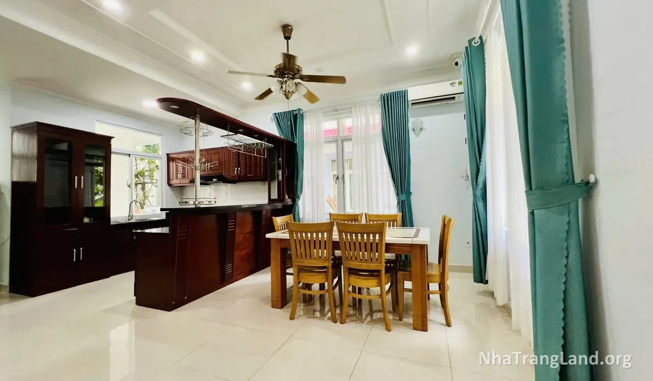 Cho thuê biệt thự 4 phòng ngủ An Viên, giá thuê 30 triệu/tháng