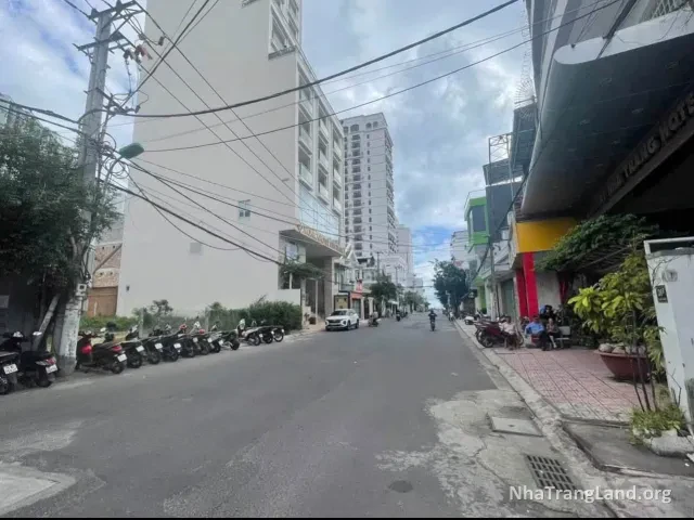 Đường Bắc Sơn đoạn gần khu đất, nhìn từ vỉa hè — ảnh 3