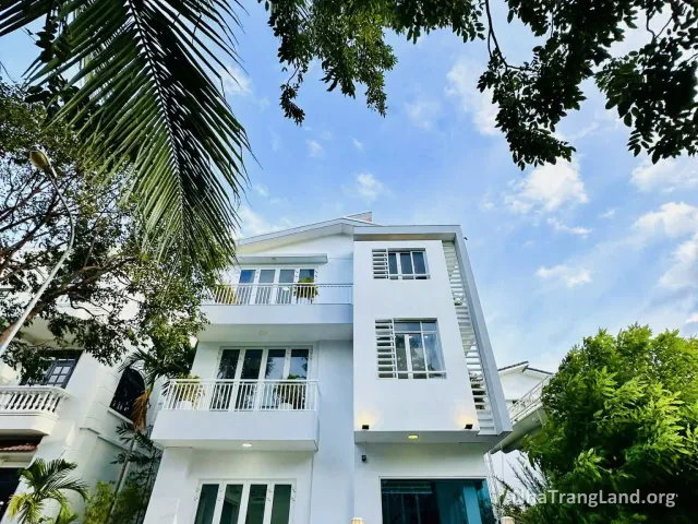 Biệt thự 3 tầng màu trắng khu 1 An Viên — ảnh 2
