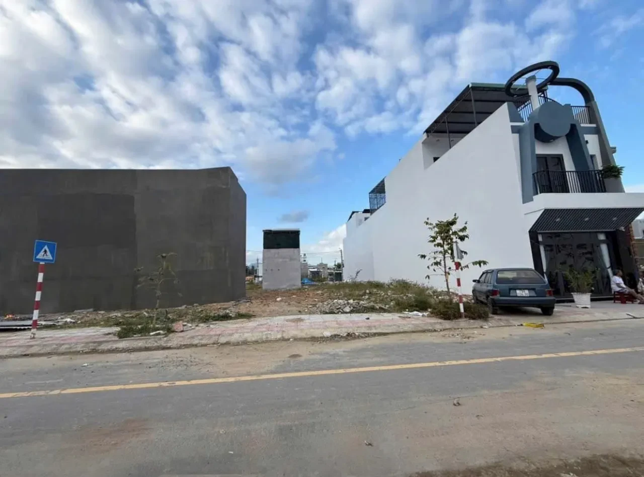 Đất tái định cư Ngọc Hiệp 96,8m² — đường nhựa 10m, gần trường Lương Định Của — ảnh 4