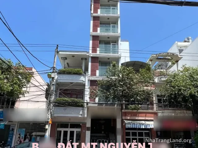 Mặt tiền công trình trên khu đất Nguyễn Thị Minh Khai, đã che thông tin nhận diện — ảnh 3