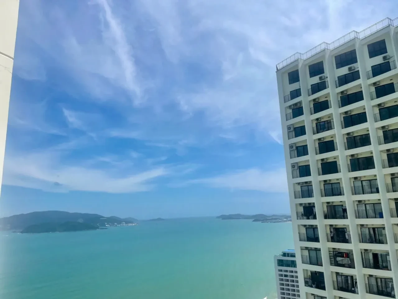 Bán studio Gold Coast tầng cao view biển 51,6m² — 5,35 tỷ — ảnh 2