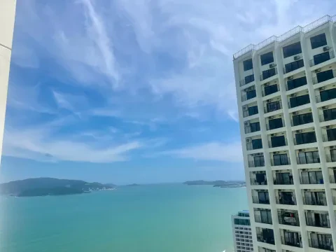 Bán studio Gold Coast tầng cao view biển 51,6m² — 5,35 tỷ — ảnh 1