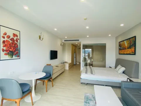Bán căn studio Gold Coast Nha Trang 49m² view biển hướng cầu Trần Phú — đã có sổ — ảnh 1