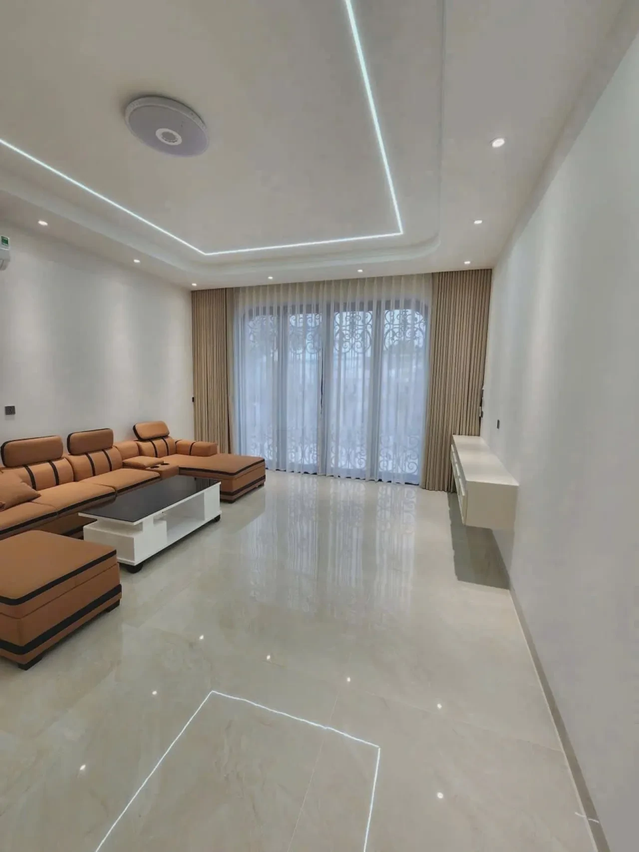 Bán nhà mặt tiền đường Phong Châu, Nam Nha Trang — 88 m² xây mới hoàn thiện, ngay cầu Phong Châu, 4,6 tỷ