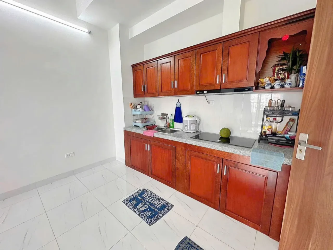 Cho thuê căn hộ 3 phòng ngủ SSH08 Hà Quang 1 — 68 m², tầng 4, ban công Đông Nam, 10 triệu/tháng