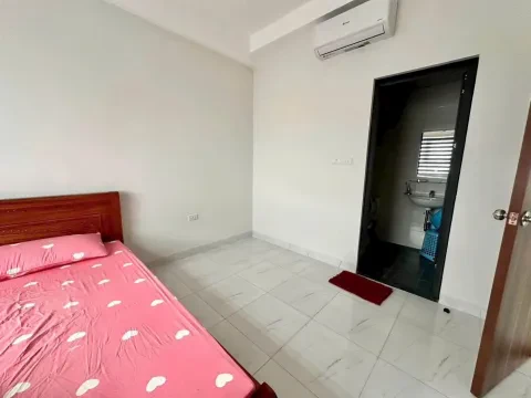 Cho thuê căn hộ 3 phòng ngủ SSH08 Hà Quang 1 — 68 m², tầng 4, ban công Đông Nam, 10 triệu/tháng — ảnh 2