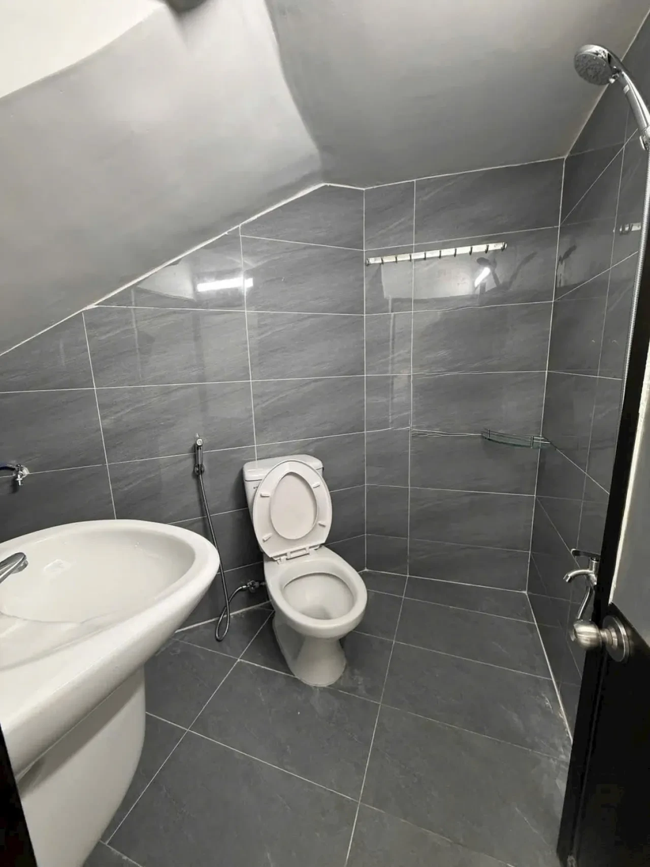 Cho thuê mặt bằng đường Quang Trung, trung tâm Nha Trang — ngang 6,4 m, 82,8 m² sử dụng, 33 triệu/tháng — ảnh 4