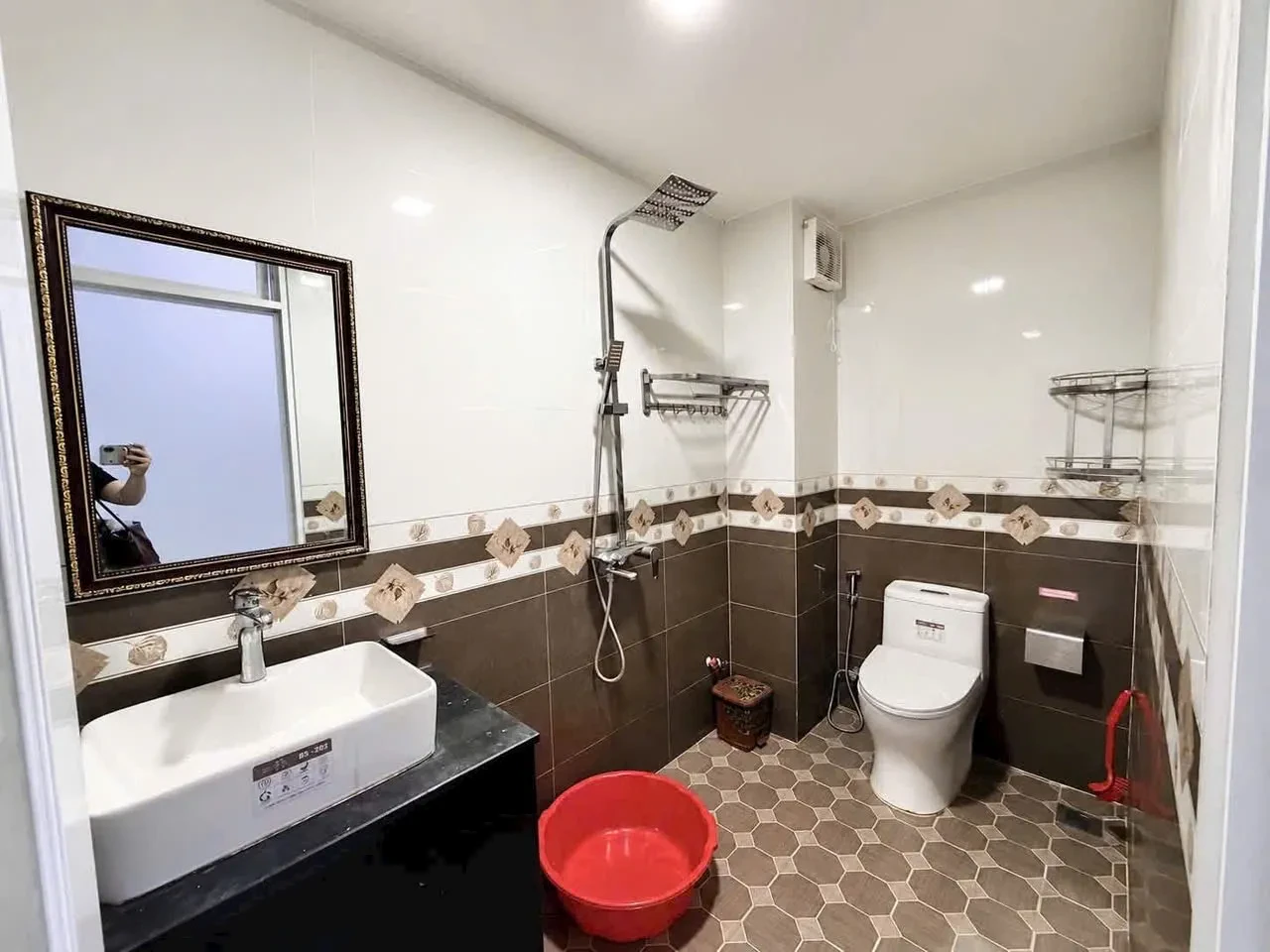 Cho thuê nhà 4 tầng khu đô thị Phước Long — 5 phòng ngủ, 80 m² mỗi sàn, 13 triệu/tháng — ảnh 5