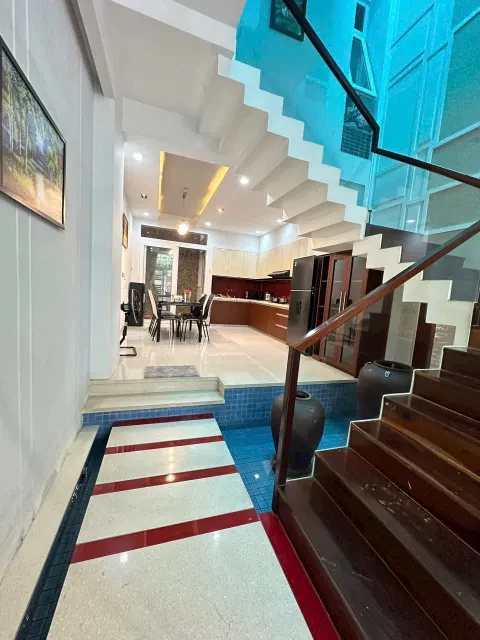 Cho thuê nhà 3 tầng khu đô thị Vĩnh Điềm Trung — 2 phòng ngủ, đầy đủ nội thất, 15 triệu/tháng — ảnh 1