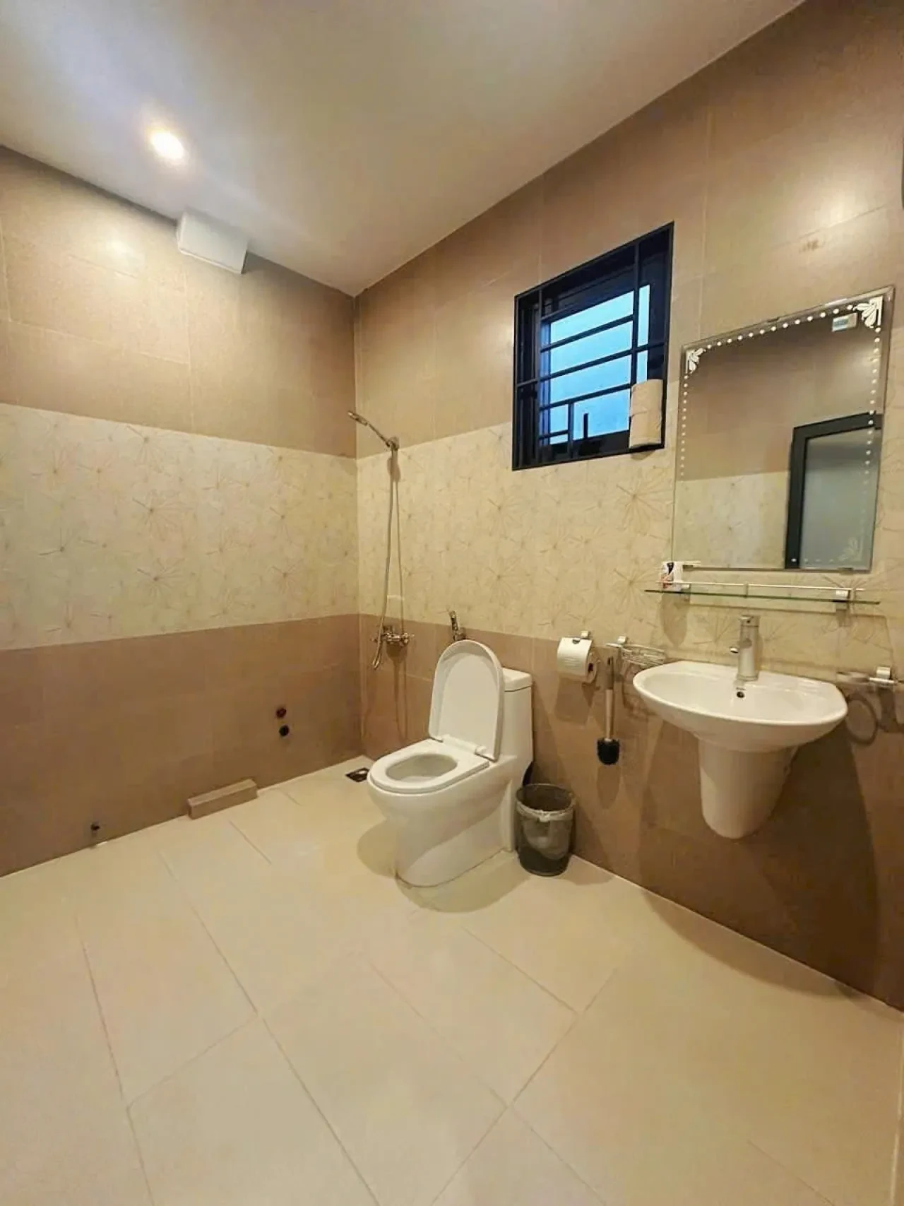 Cho thuê nhà khu đô thị VCN Phước Long — 191 m² sử dụng, 3 phòng ngủ, sân đậu ô tô, 18 triệu/tháng — ảnh 4