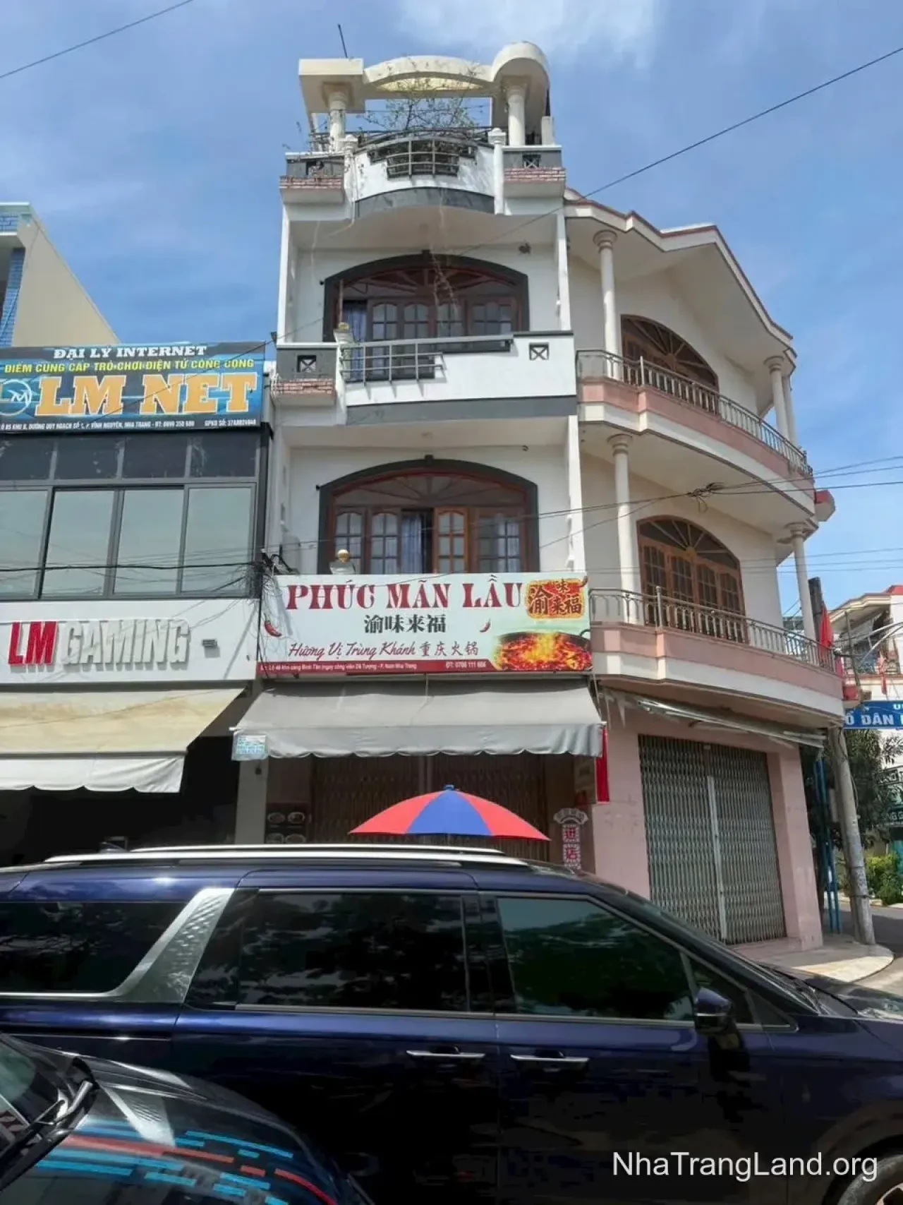 Bán nhà 4 tầng đối diện công viên Dã Tượng, gần biển Nha Trang — 56,25 m²