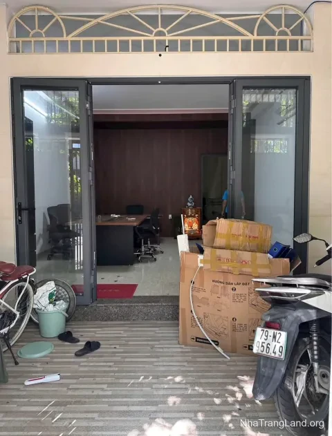 Cho thuê nhà nguyên căn 3 tầng KĐT Phước Long — 96 m², gần đường số 28 — ảnh 1