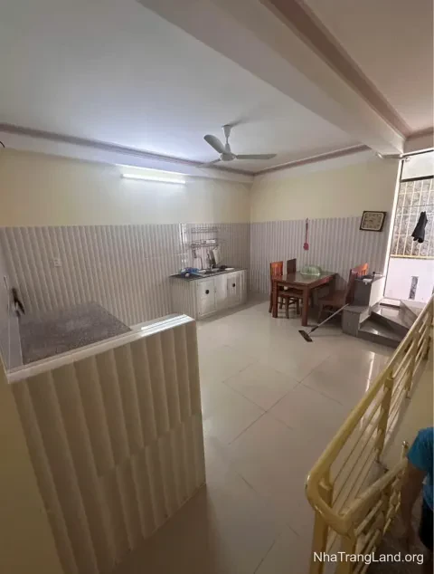 Cho thuê nhà nguyên căn 3 tầng KĐT Phước Long — 96 m², gần đường số 28 — ảnh 2