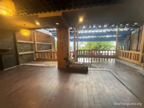 Cho thuê nhà hàng Lê Đại Hành — khu Bàn Cờ phố Hàn, 300 m², DTSD hơn 1.000 m² — ảnh 4