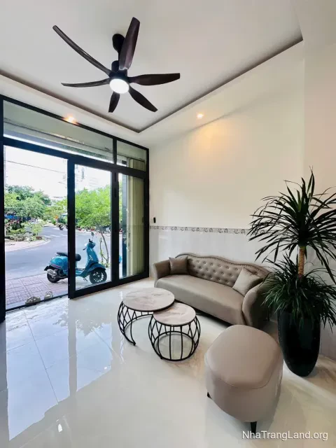 Cho thuê nhà nguyên căn khu đô thị Hà Quang 2, Nha Trang — 3 phòng ngủ — ảnh 2