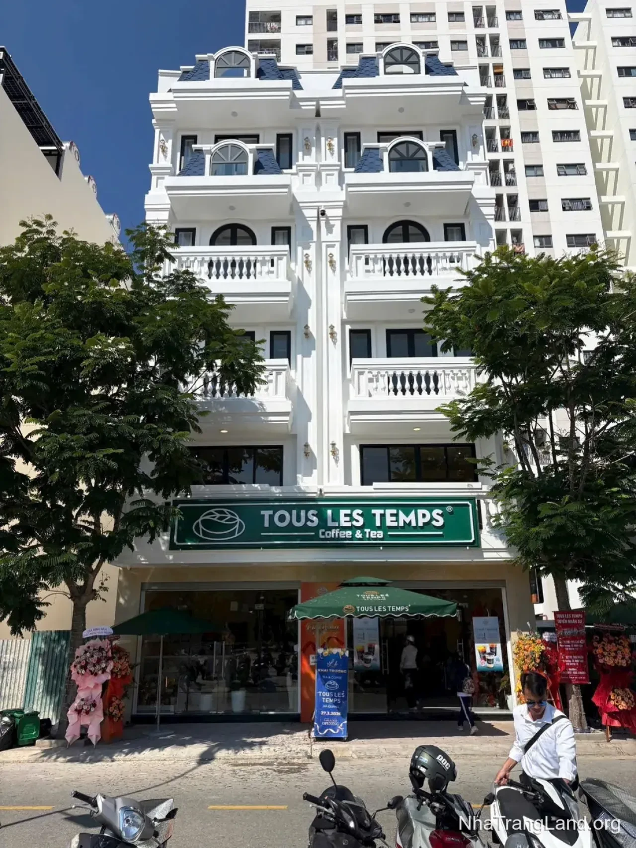 Bán cặp nhà phố 6 tầng view công viên KĐT Hà Quang 1 — 220 m², dòng tiền 65 triệu/tháng