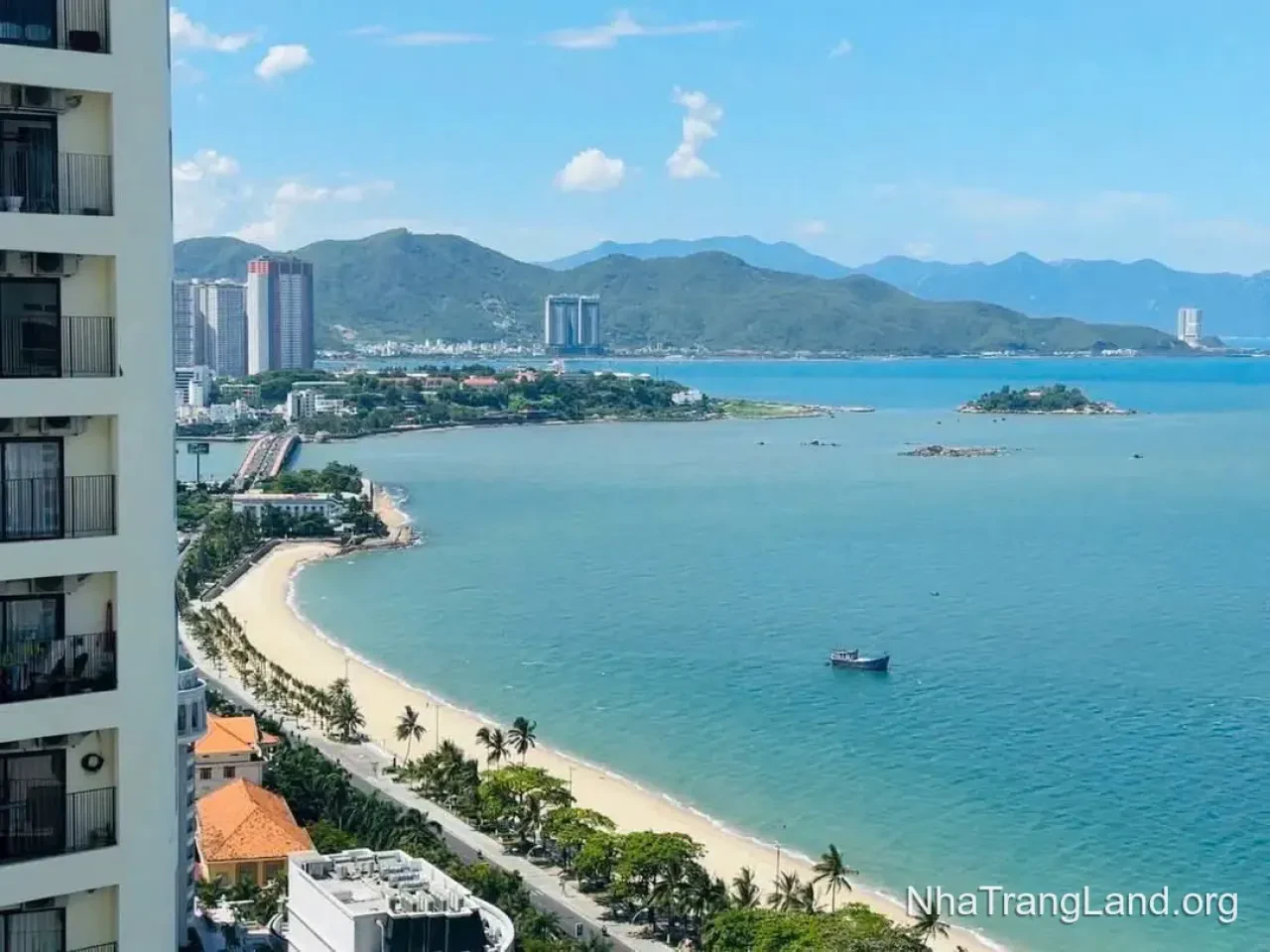 Bán căn hộ studio 48,8m² Gold Coast Nha Trang — căn số 14, view biển