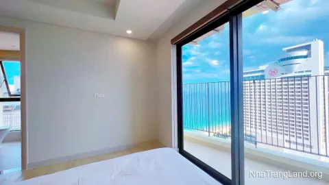 Bán căn hộ 2PN 70m² Gold Coast Nha Trang — trực diện biển — ảnh 2