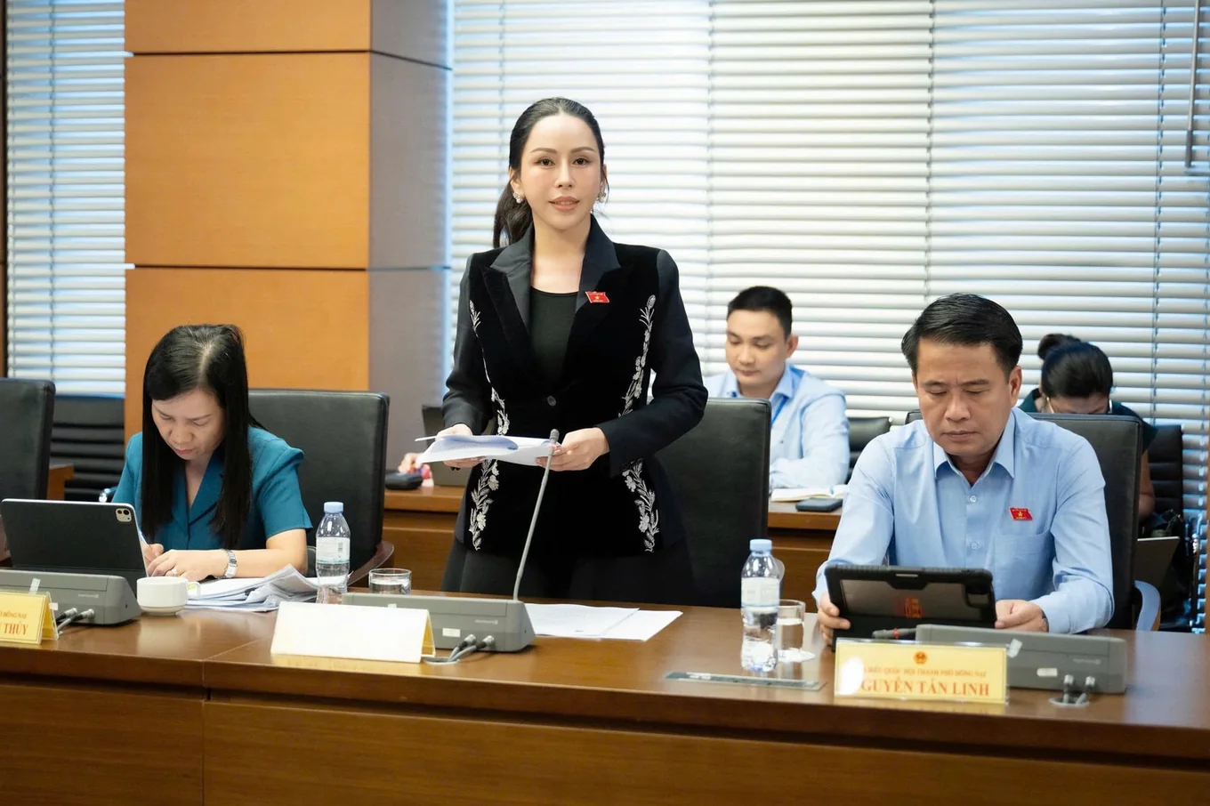 Bà Lê Nữ Thùy Dương Đại biểu Quốc hội khóa XVI nhiệm kỳ 2026 - 2031 trực tiếp điều hành chiến lược tại Tập đoàn KN Holdings và KN Cam Ranh