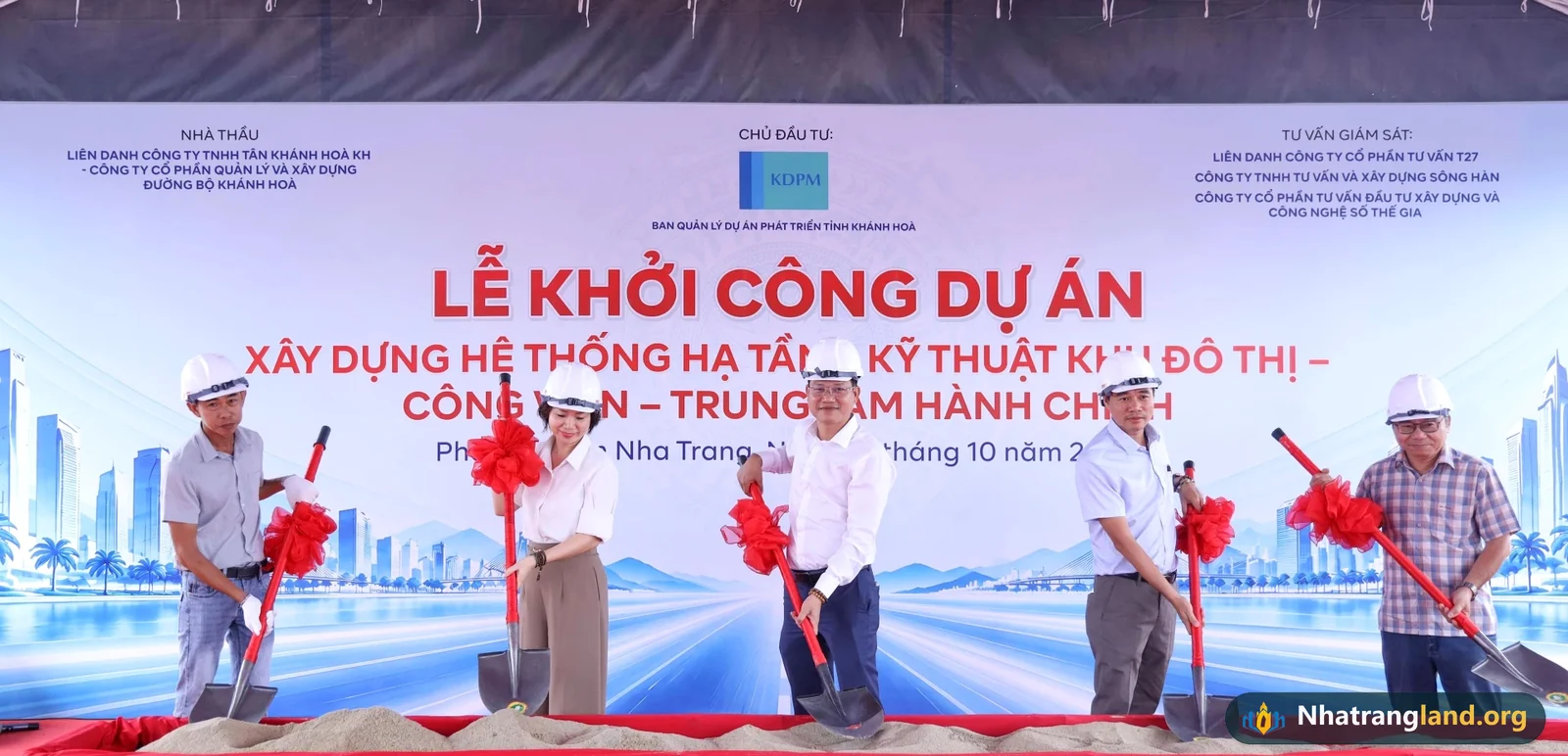 Lễ khởi c&ocirc;ng Dự &aacute;n x&acirc;y dựng hệ thống hạ tầng kỹ thuật khu đ&ocirc; thị c&ocirc;ng vi&ecirc;n trung t&acirc;m h&agrave;nh ch&iacute;nh mới tỉnh Kh&aacute;nh H&ograve;a tại phường Nam Nha Trang s&aacute;ng ng&agrave;y 27/10/2026